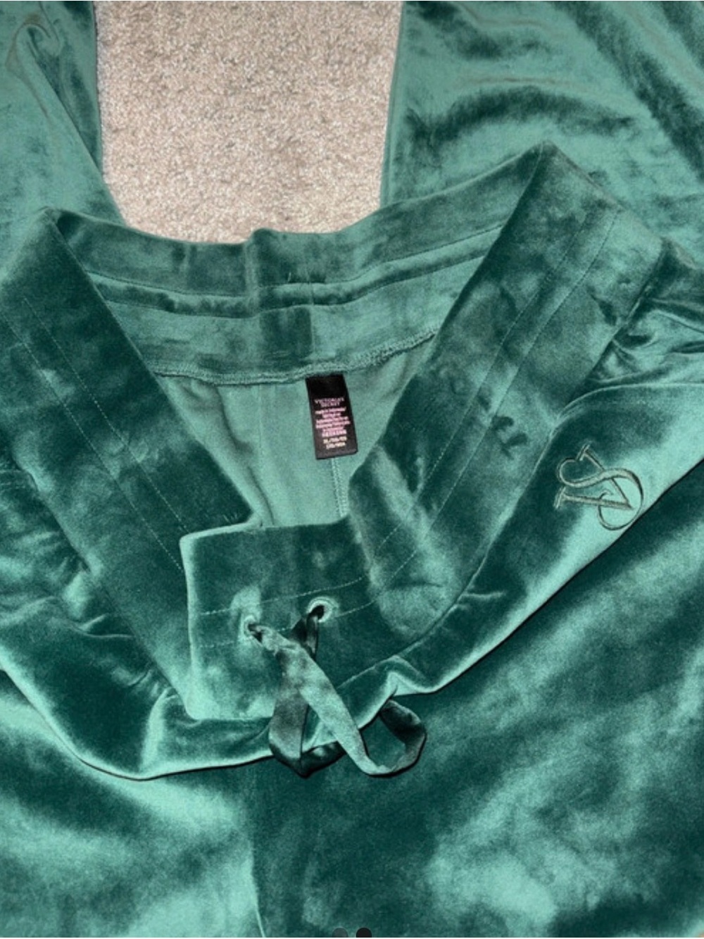 Victoria’s Secret Velvet Dark Green Women's Skirt with Subtle Logo - Picture 2 of 2